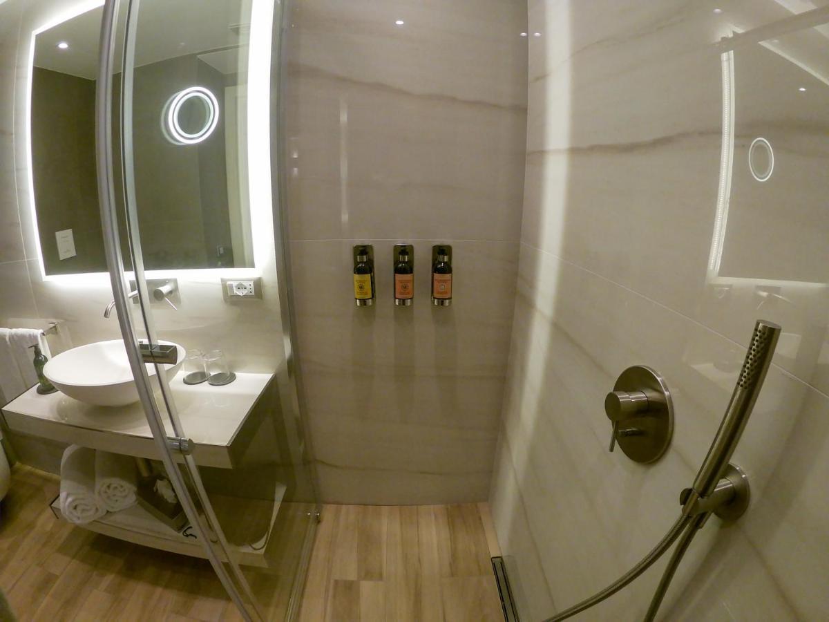 Municipio Luxury Suite Napels Buitenkant foto