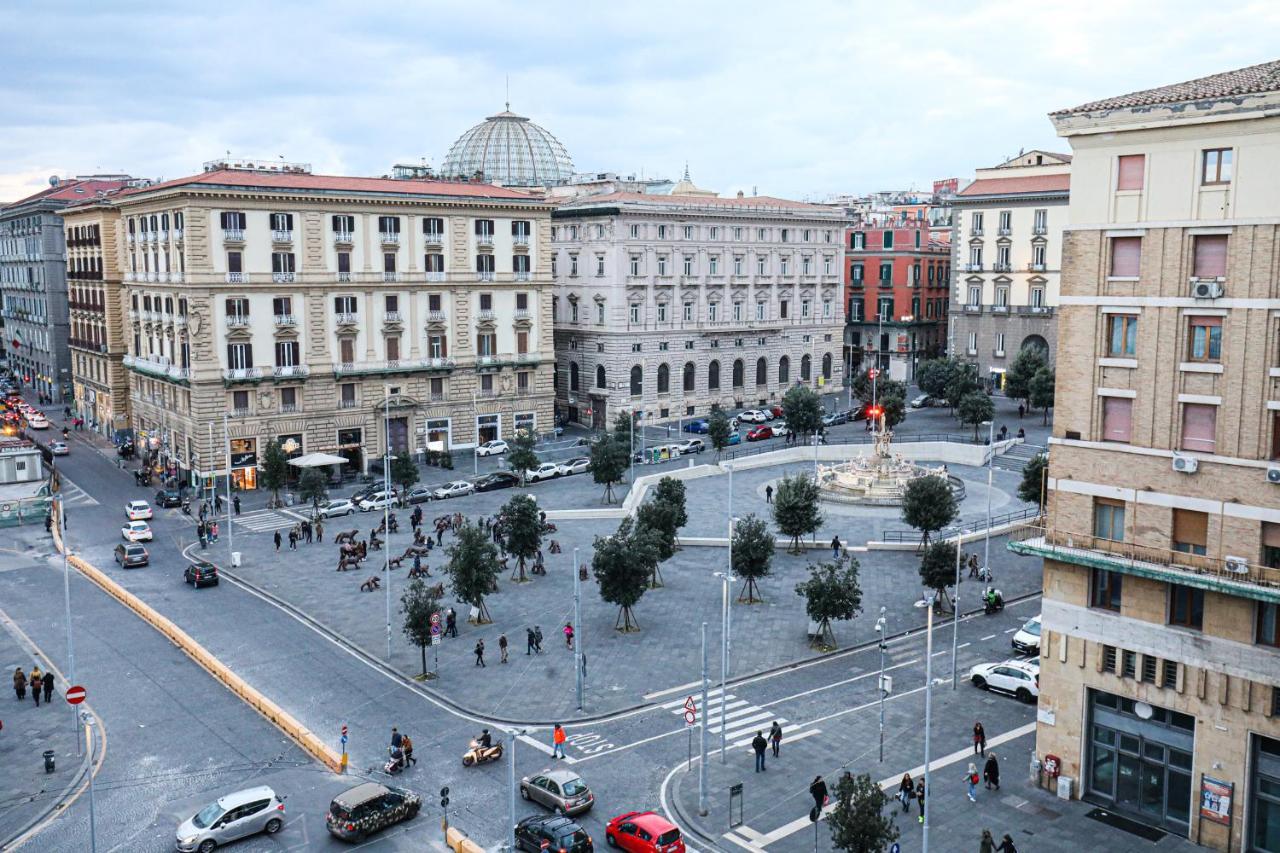 Municipio Luxury Suite Napels Buitenkant foto